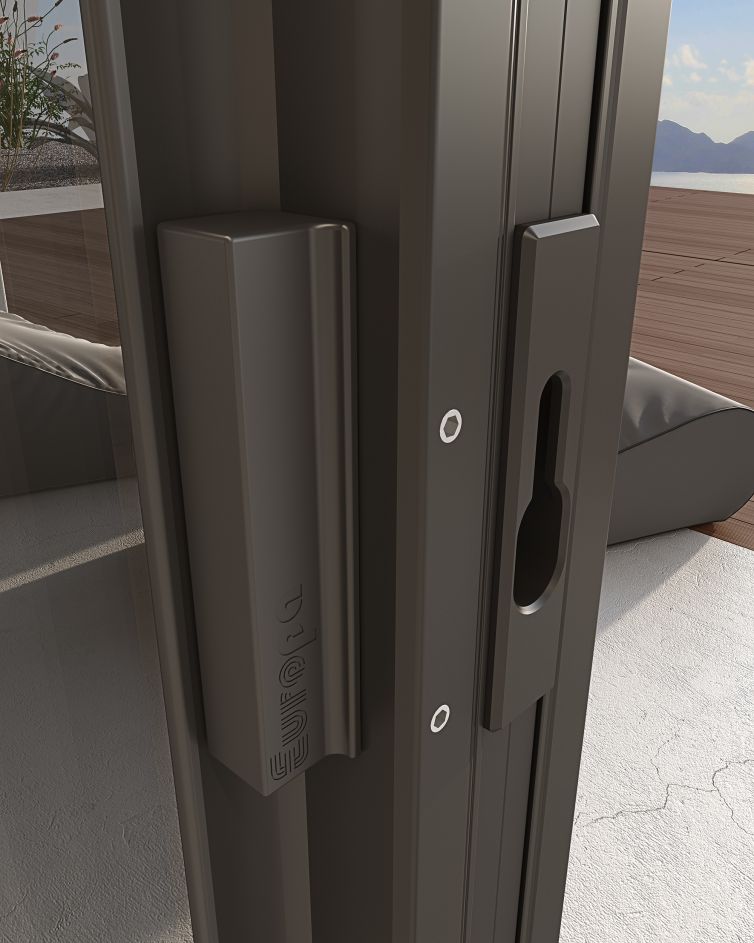 Europa_Epallilo_Type 4_detail handle_ultra